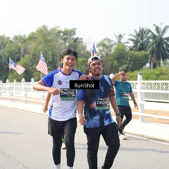 Runner Photo 6935863