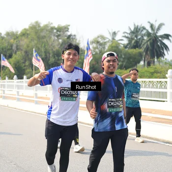 Runner Photo 6935865