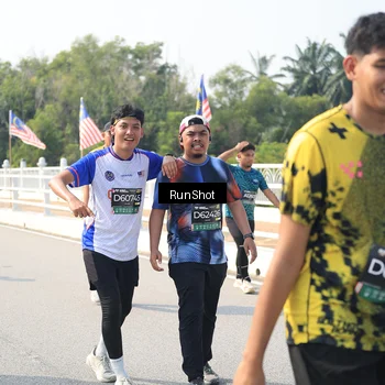 Runner Photo 6935868