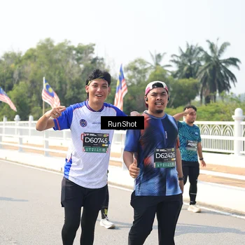 Runner Photo 6935873