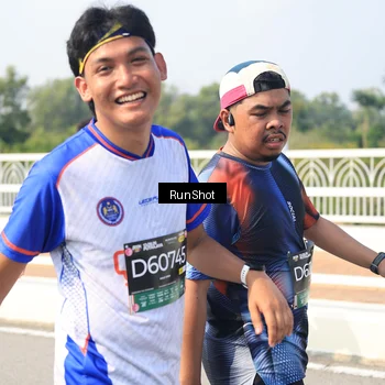 Runner Photo 6935882