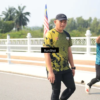 Runner Photo 6935887