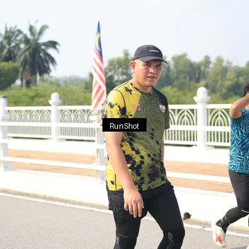 Runner Photo 6935890