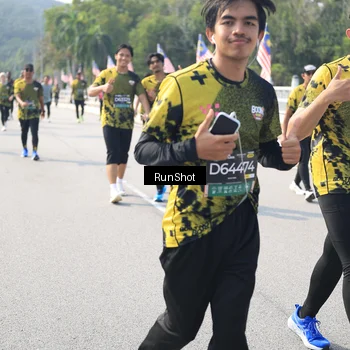 Runner Photo 6935902