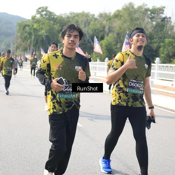 Runner Photo 6935904