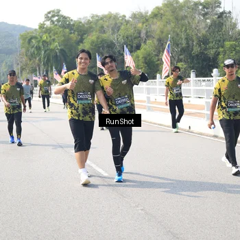 Runner Photo 6935911