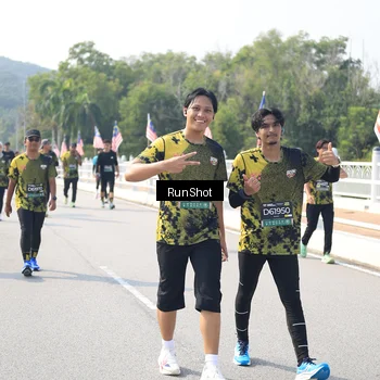Runner Photo 6935916