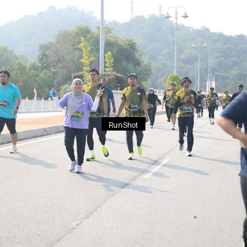 Runner Photo 6935934