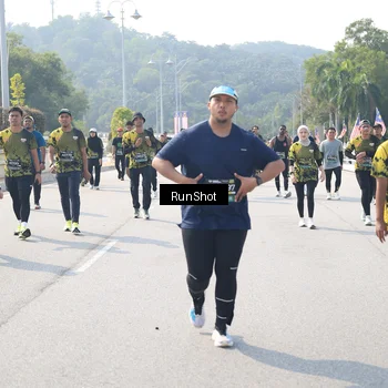 Runner Photo 6935935