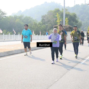 Runner Photo 6935937