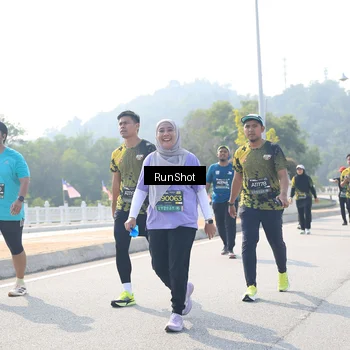 Runner Photo 6935938
