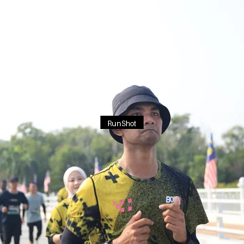 Runner Photo 6935947