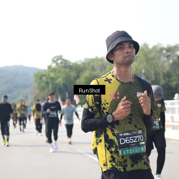 Runner Photo 6935950
