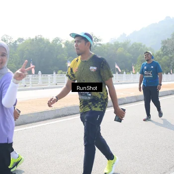 Runner Photo 6935955