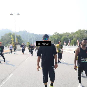 Runner Photo 6935974