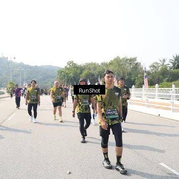 Runner Photo 6935993