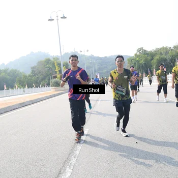 Runner Photo 6936017