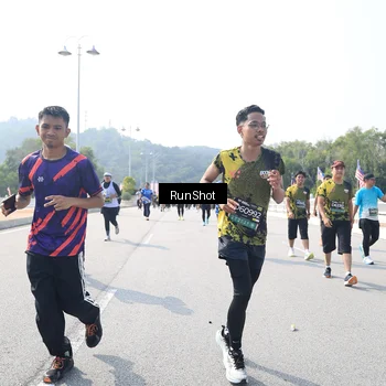 Runner Photo 6936019