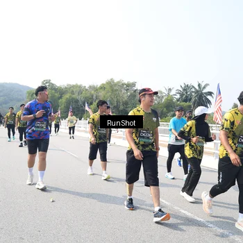 Runner Photo 6936031