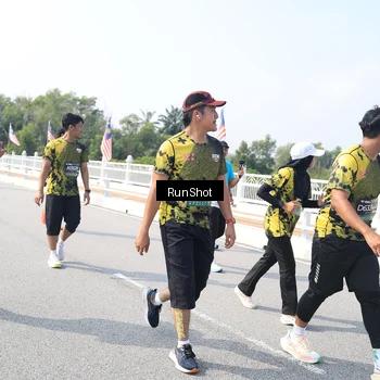 Runner Photo 6936036