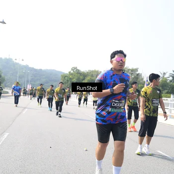 Runner Photo 6936041