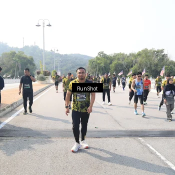 Runner Photo 6936043