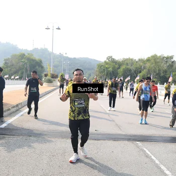 Runner Photo 6936046