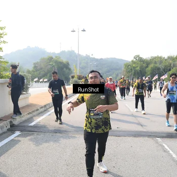Runner Photo 6936057
