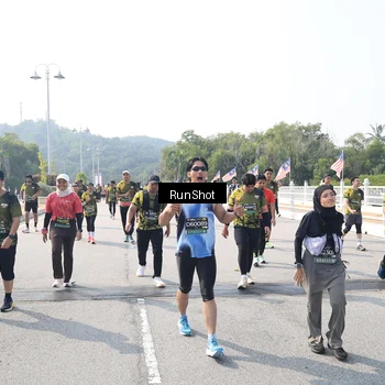 Runner Photo 6936065