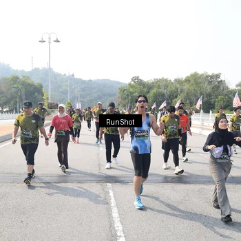 Runner Photo 6936066
