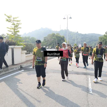 Runner Photo 6936084
