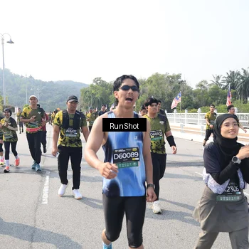 Runner Photo 6936087
