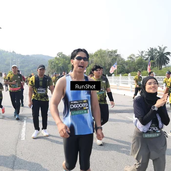 Runner Photo 6936089