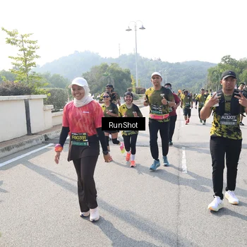 Runner Photo 6936095