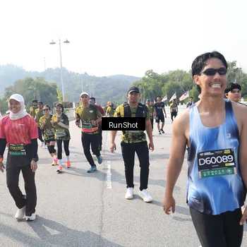 Runner Photo 6936096