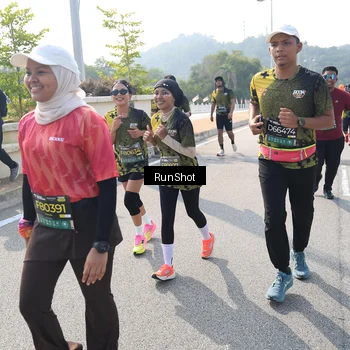 Runner Photo 6936114