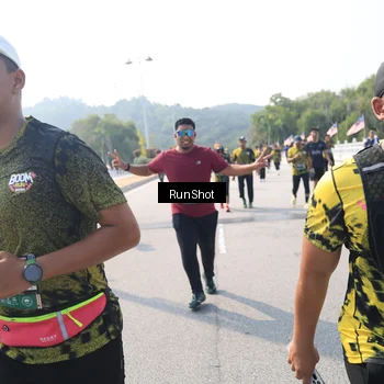 Runner Photo 6936120
