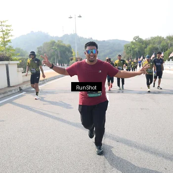 Runner Photo 6936124