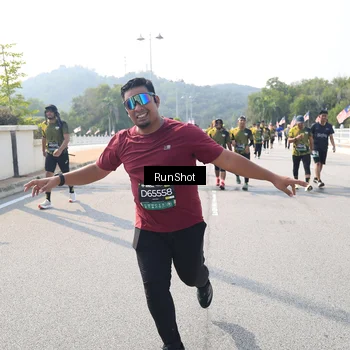 Runner Photo 6936127