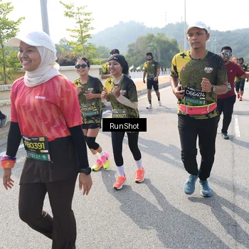 Runner Photo 6936130