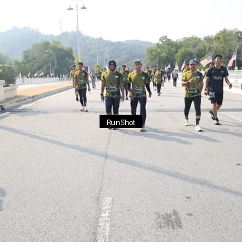 Runner Photo 6936141