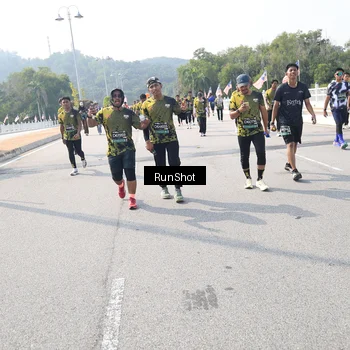 Runner Photo 6936157