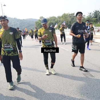 Runner Photo 6936162