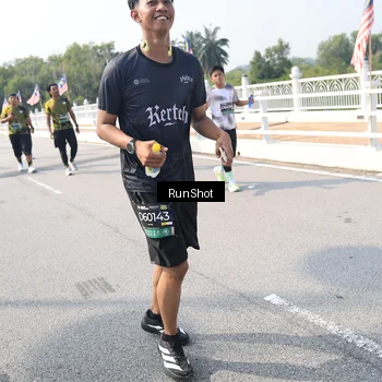 Runner Photo 6936166