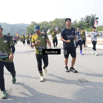 Runner Photo 6936176