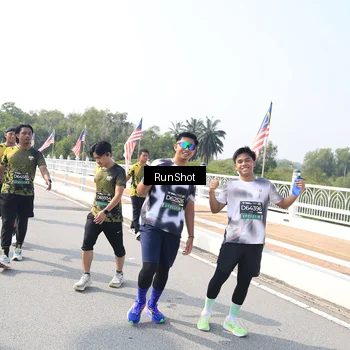 Runner Photo 6936182