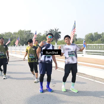 Runner Photo 6936186