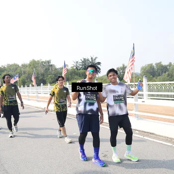 Runner Photo 6936190