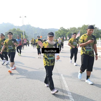 Runner Photo 6936197