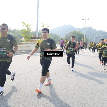 Runner Photo 6936208